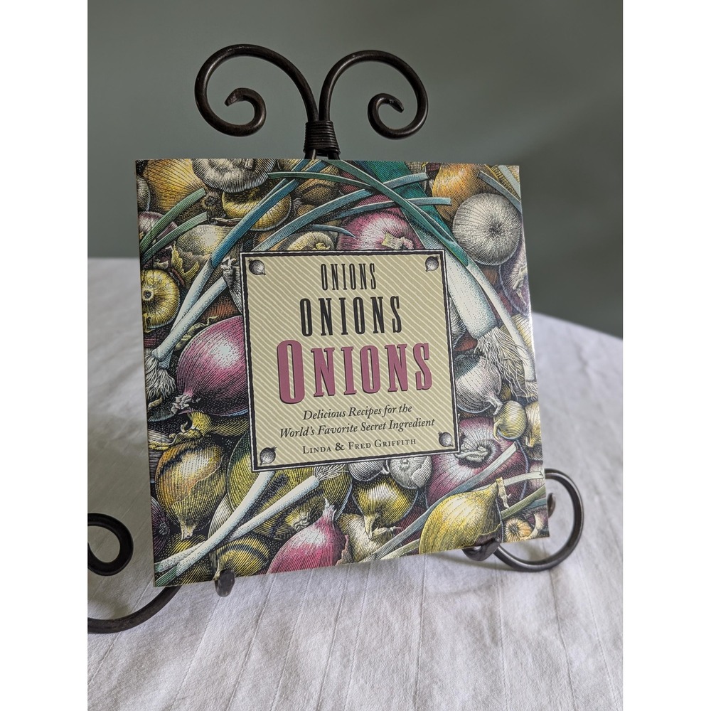 Onions Onions Onions by Linda & Fred Griffith, 1994 paperback cookbook